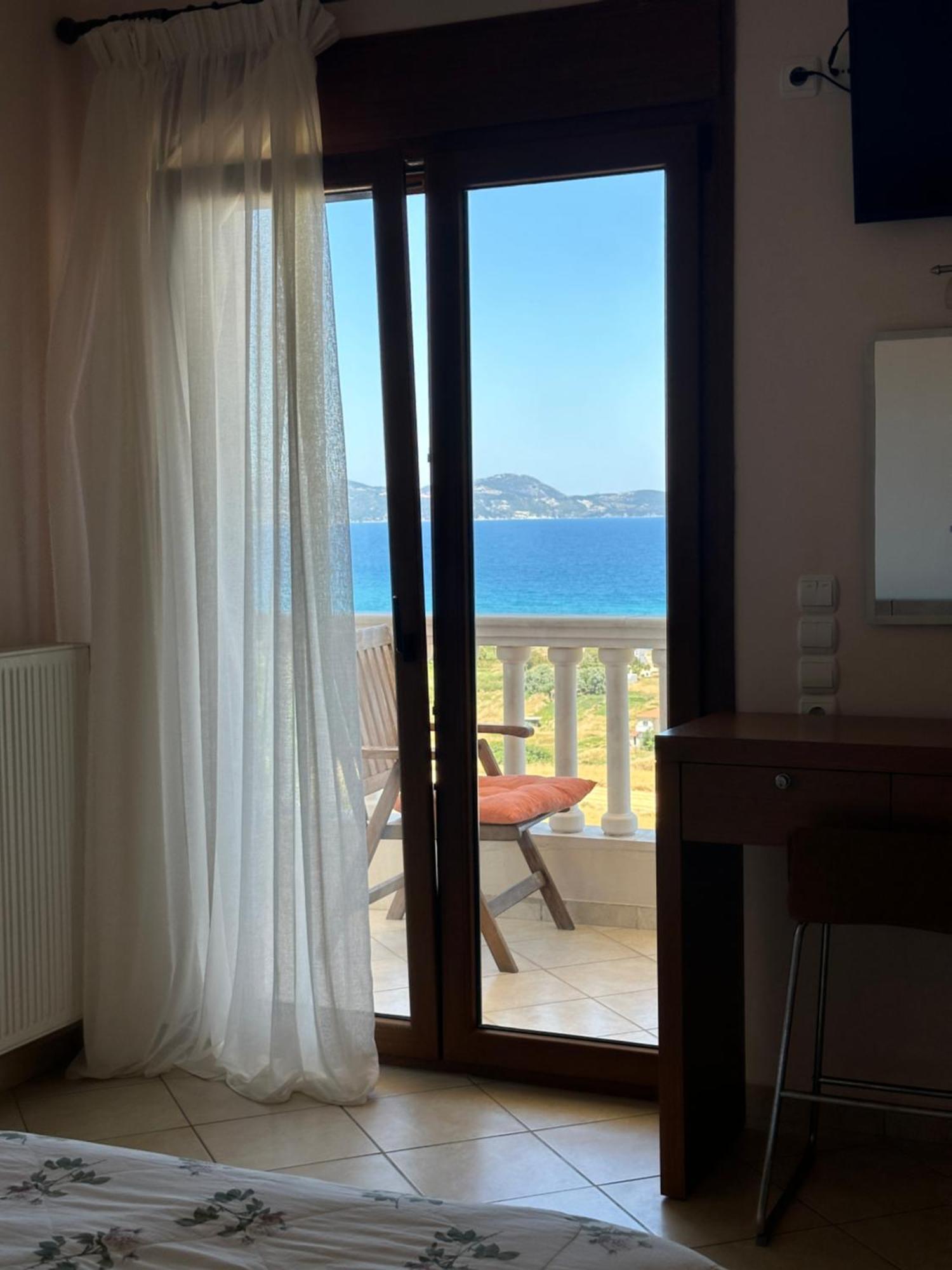 Villa Pasifai Mourteri Exterior photo
