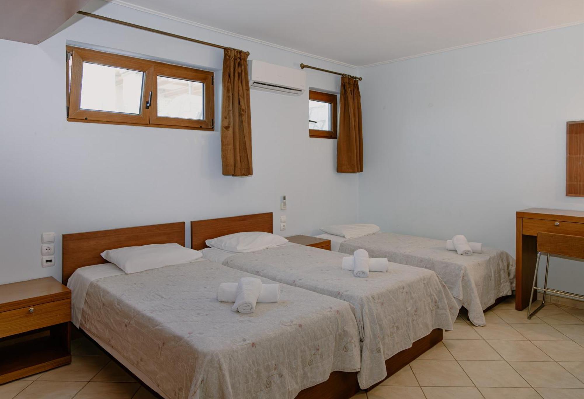 Villa Pasifai Mourteri Exterior photo