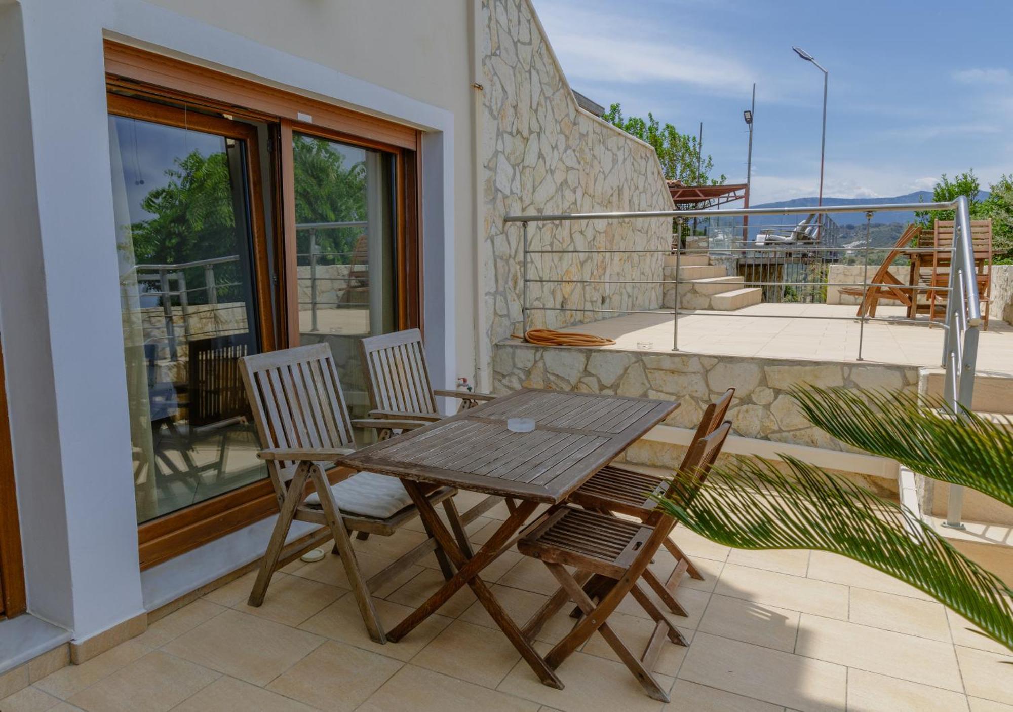 Villa Pasifai Mourteri Exterior photo