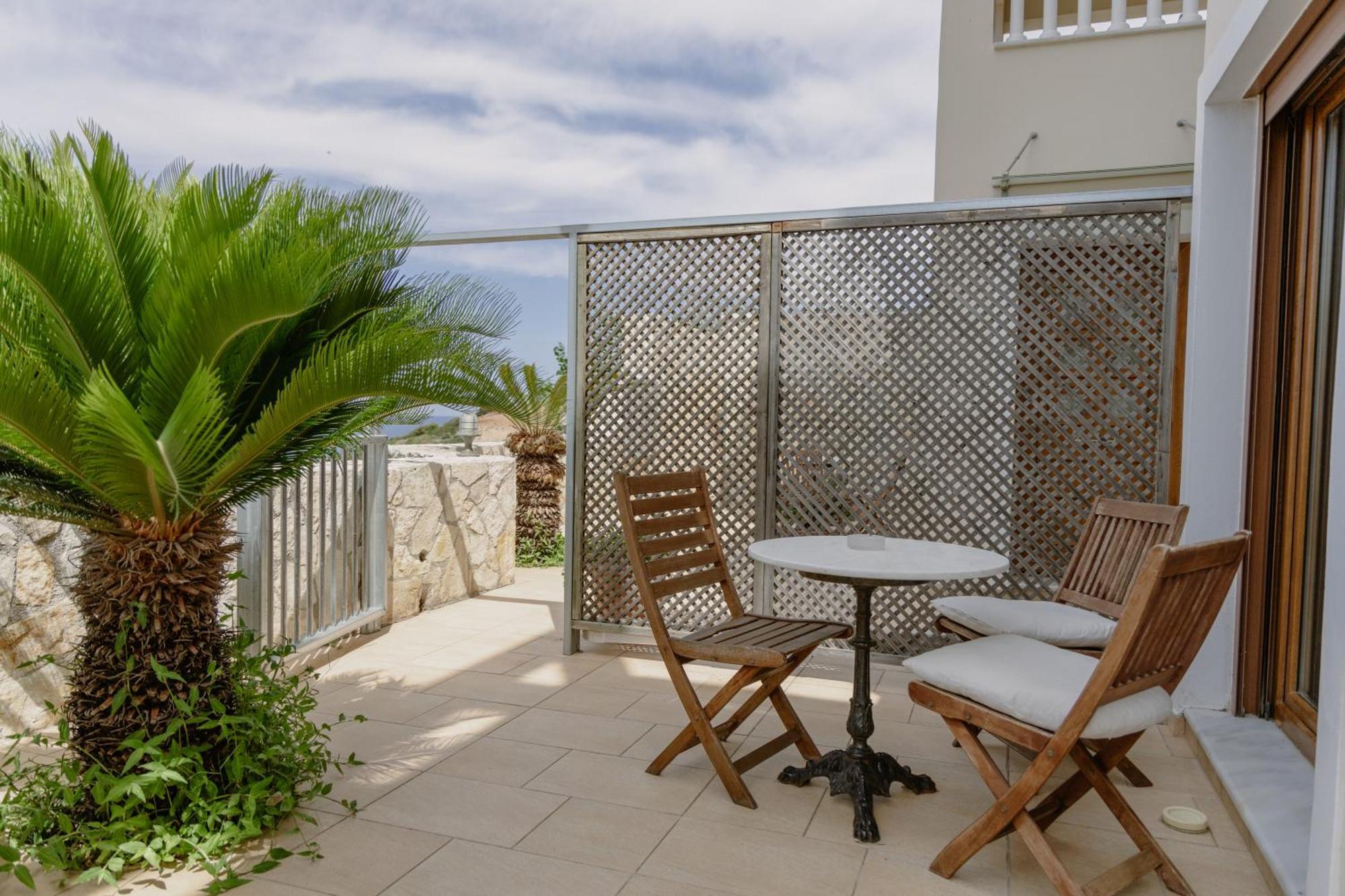 Villa Pasifai Mourteri Exterior photo