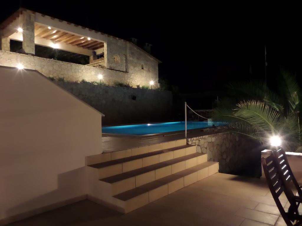 Villa Pasifai Mourteri Exterior photo