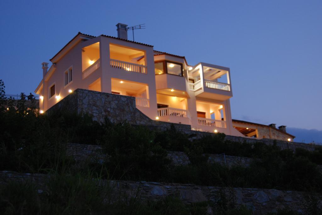 Villa Pasifai Mourteri Exterior photo